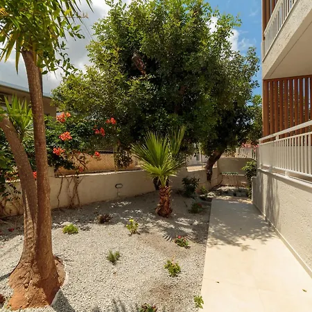 Elia Serenity 4